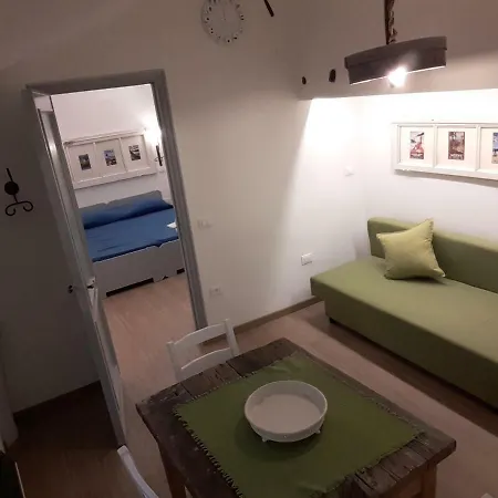 Trentapassidairolli Apartamento Génova Exterior foto