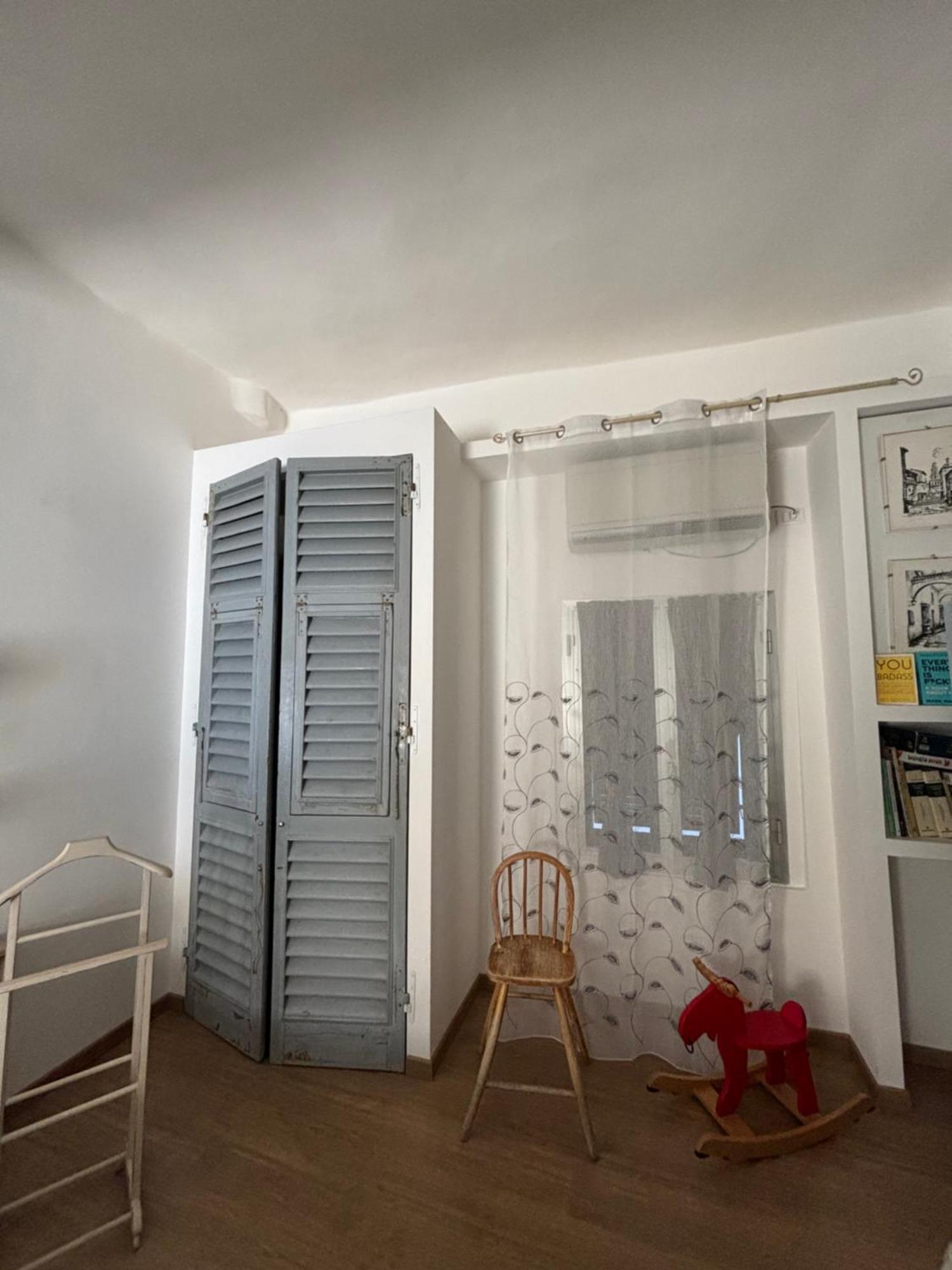 Apartment Trentapassidairolli Genoa